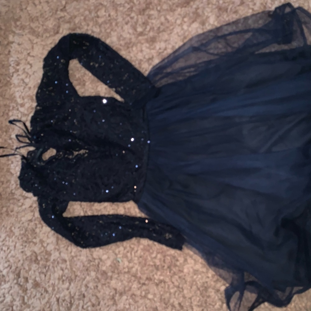 long sleeve lace dress!